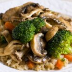 moo goo gai pan chicken and mushroom stir fry in a bowl