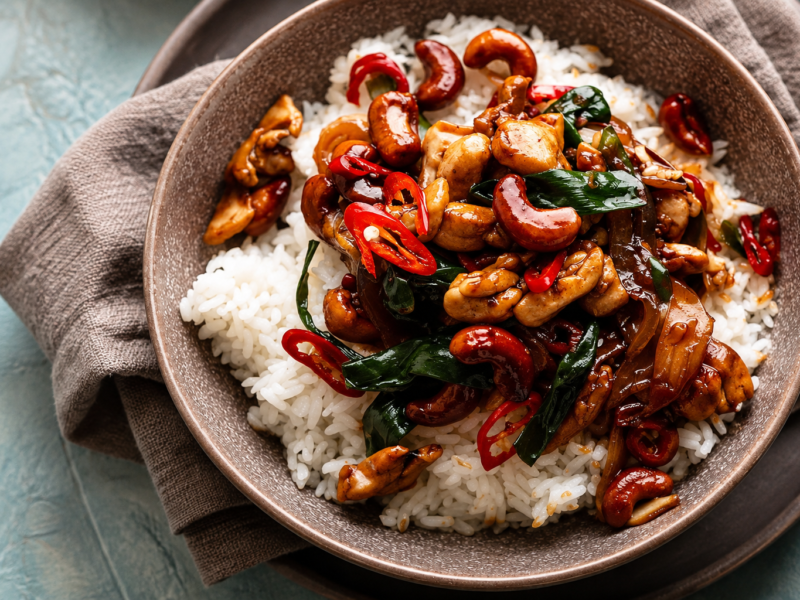 thai cashew chicken